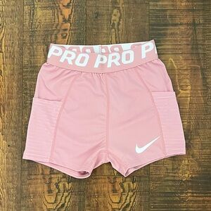 Nike shorts size S